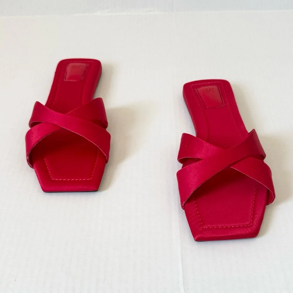 H&M Crossover-Strap Sandals